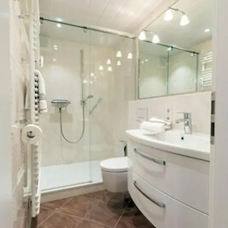 Haus-kaeptn-christiansen-app-14 *